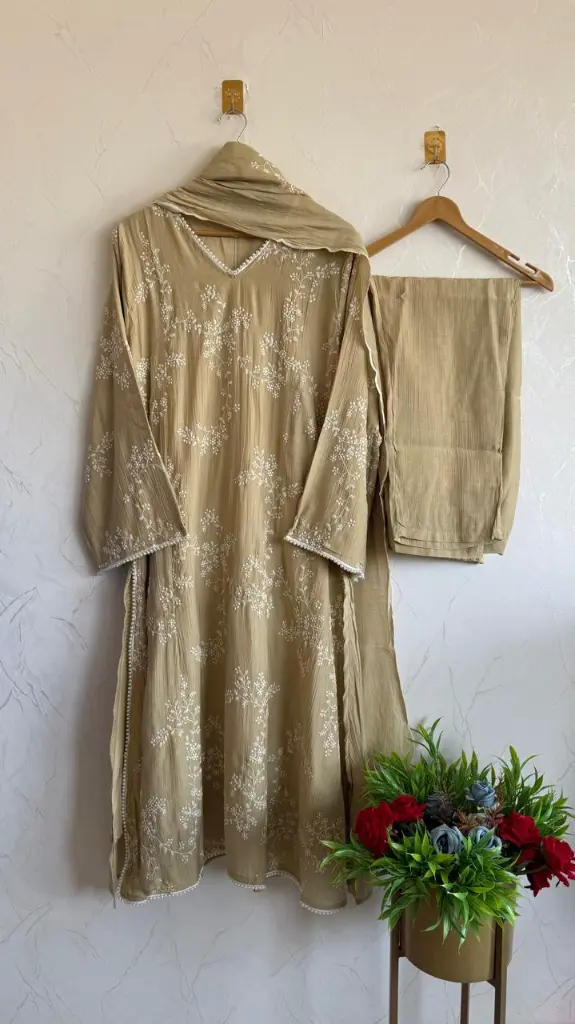 beige