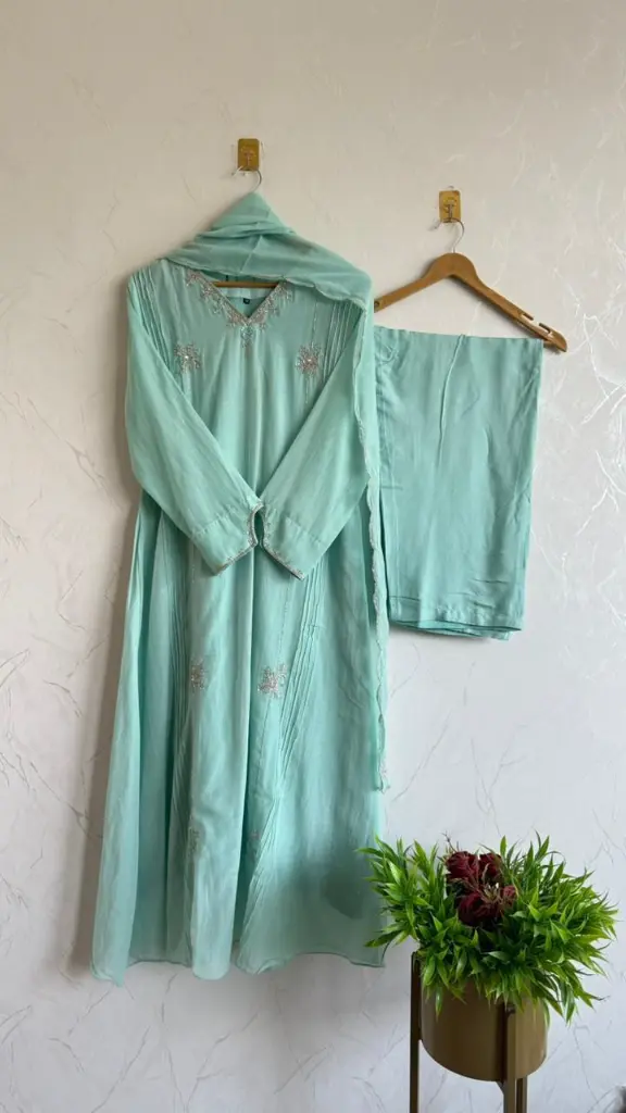 21573-blue.webp